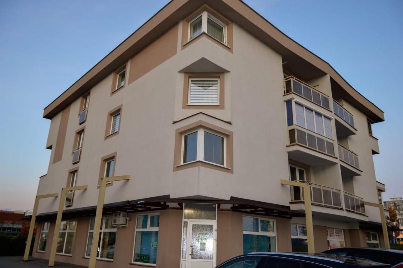 Apartman Mb Poprad Exteriér fotografie
